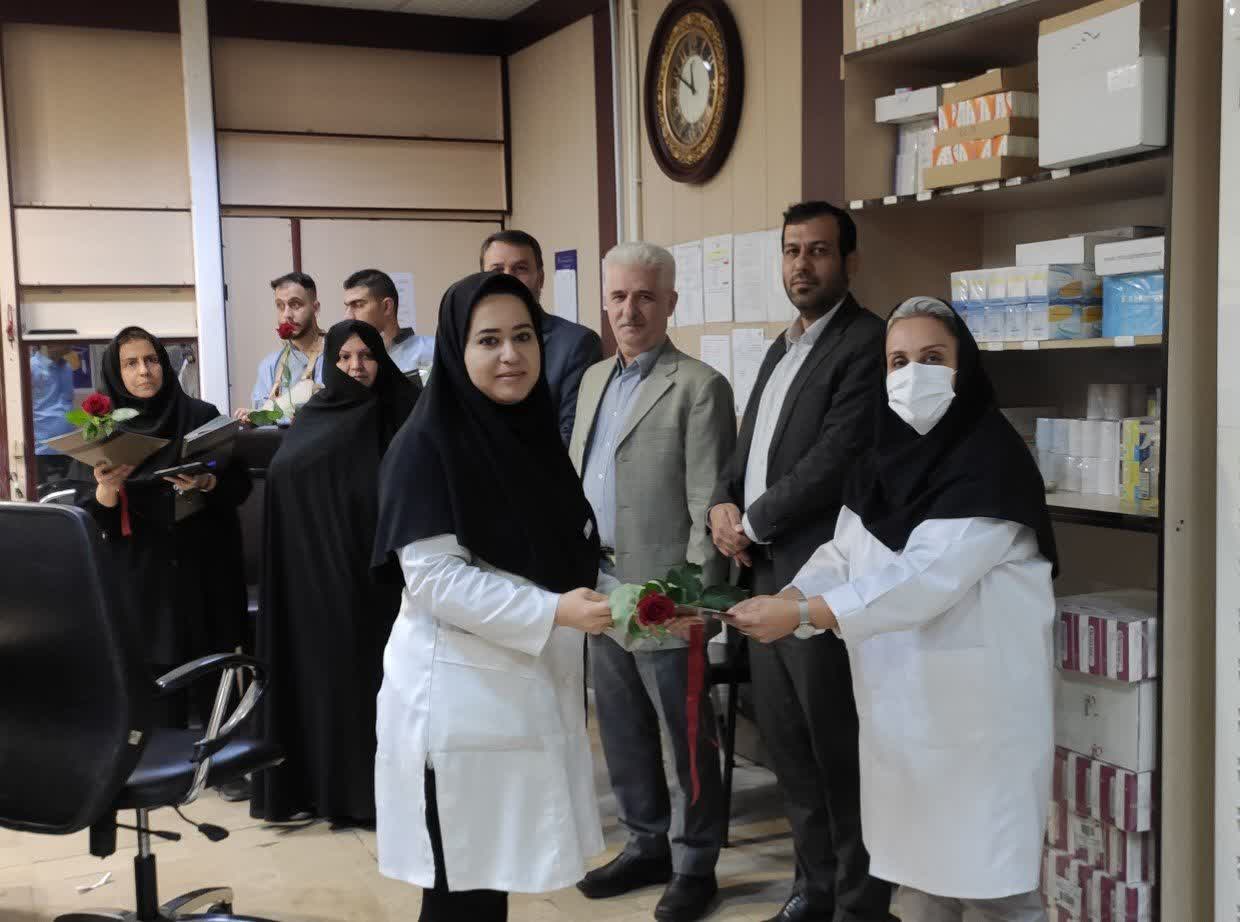 تقدیر از داروسازان به مناسبت روز داروساز