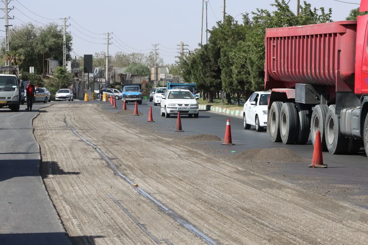 آغاز اجرای تراشه آسفالت مسیر ماهدشت به محمدشهر/تحقق یکی از مطالبات دیرینه شهروندان