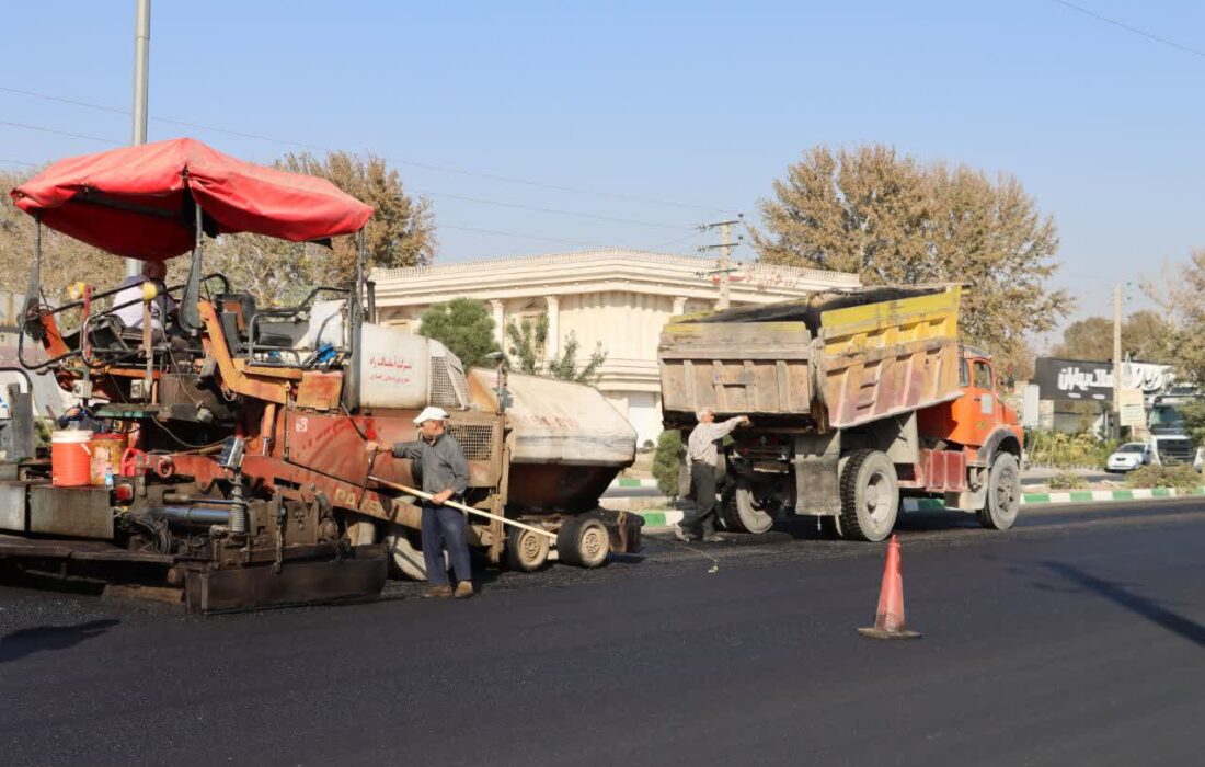 آغاز اجرای آسفالت فاز سوم مسیر ماهدشت به محمدشهر / تحقق مطالبه چندین‌ساله شهروندان ماهدشتی