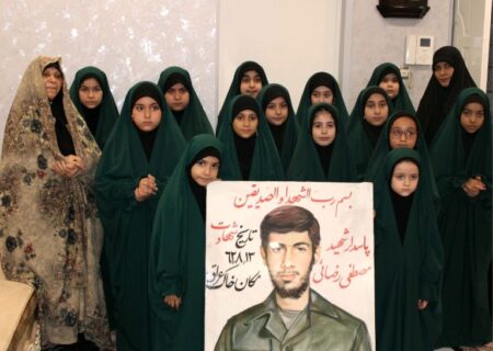 سرود، گامی استوار در تربیت نسل انقلابی