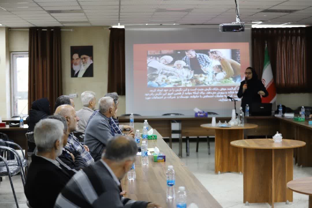 برگزاری شانزدهمین همایش آموزشی سواد سلامت سالمندان در کرج