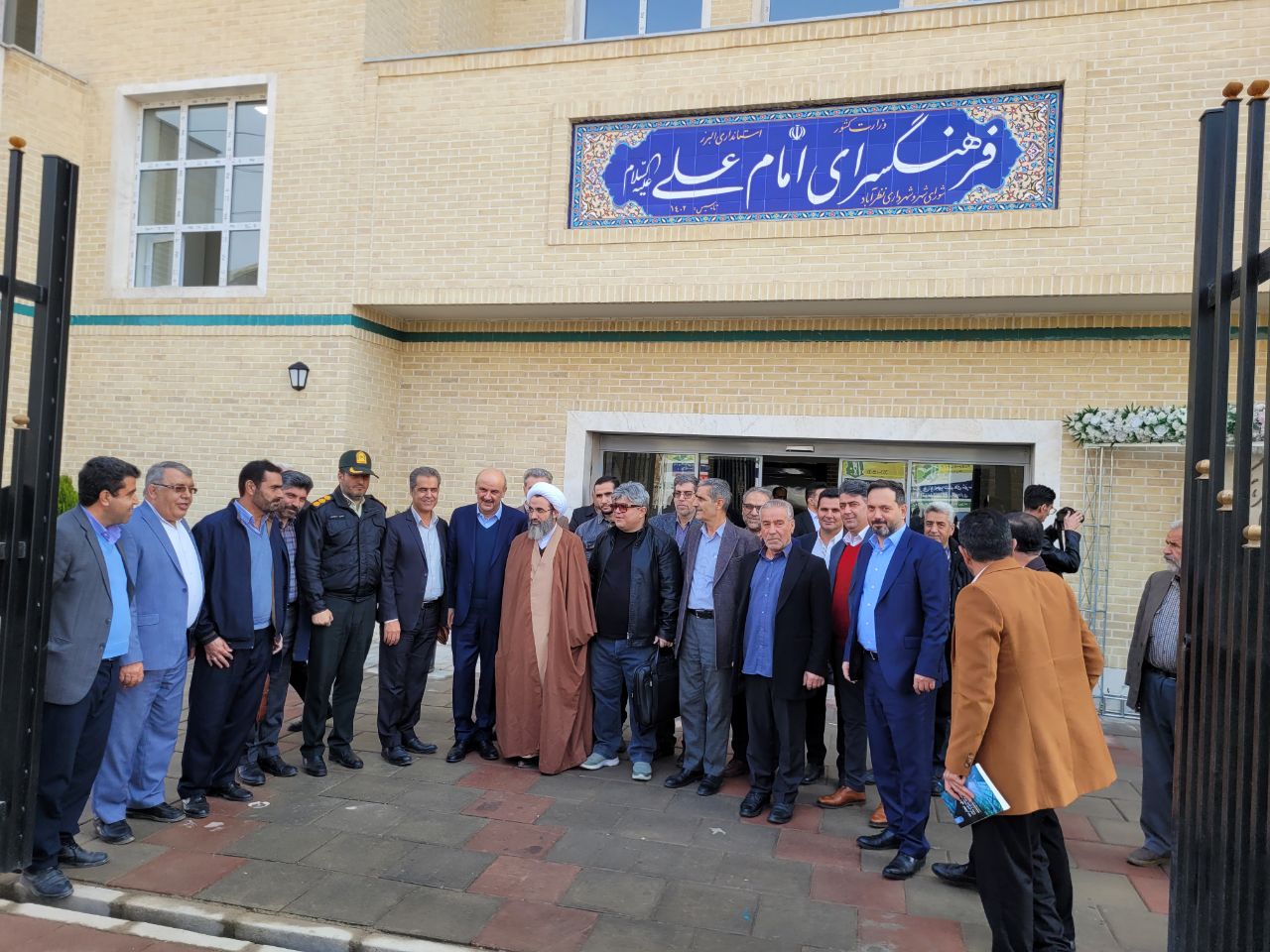 ثمره همدلی در صد روز؛ افتتاح فرهنگسرای امام علی (ع) و ده‌ها پروژه عمرانی در نظرآباد