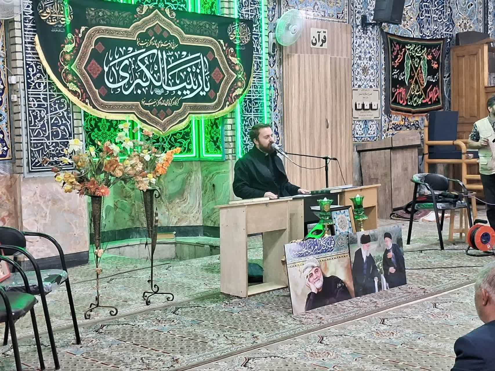 همافزایی دینی با محوریت مسجد، اعتکاف دانشآموزی در مسجد جامع کرج تقویت شد