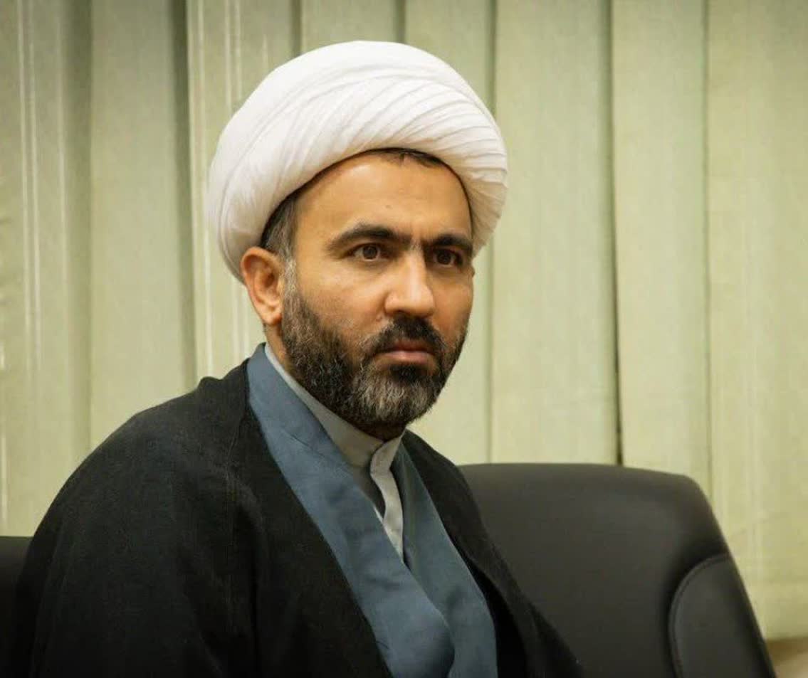 اهمیت طرح «زندگی با آیهها» در تعمیق مفاهیم قرآنی/دعوت از اعضای کانونهای فرهنگی هنری مساجد استان البرز، برای شرکت در آزمون فهما