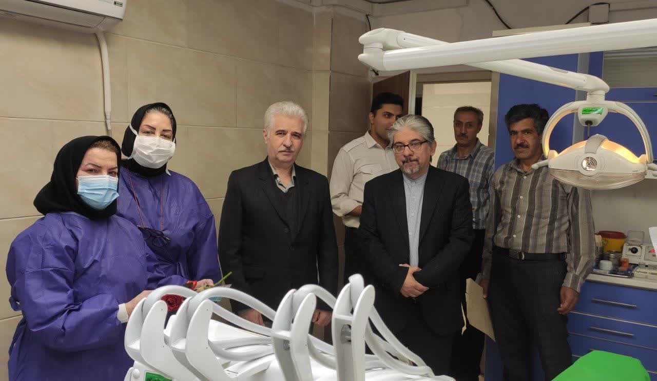 تجلیل از دندانپزشکان و دستیاران مراکز درمانی تامین اجتماعی استان