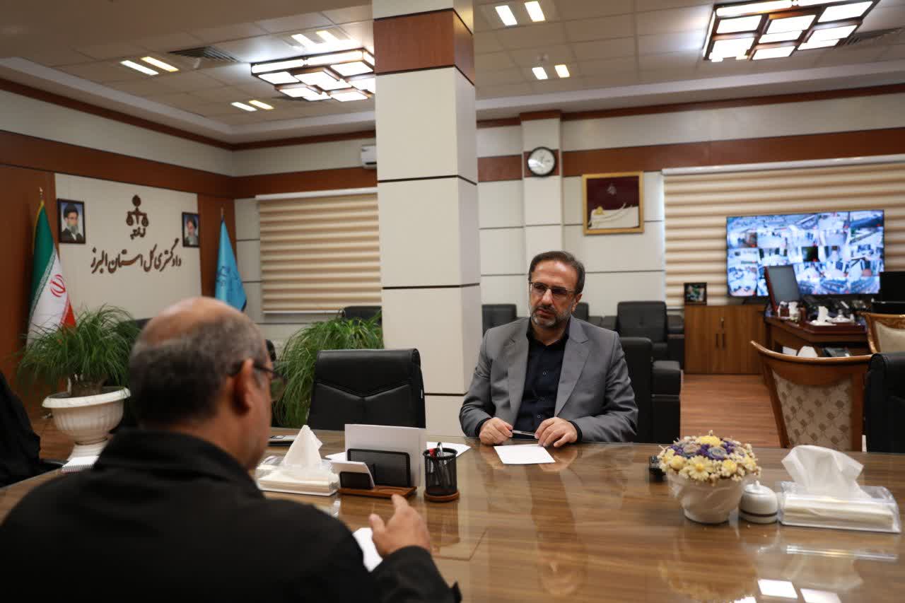 رسیدگی به ۸۰۸ درخواست‌های حقوقی و قضایی، در دیدارهای مردمی مدیران دادگستری استان البرز